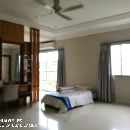 Guesthouse Dragon Place ไทปิง ภายนอก รูปภาพ