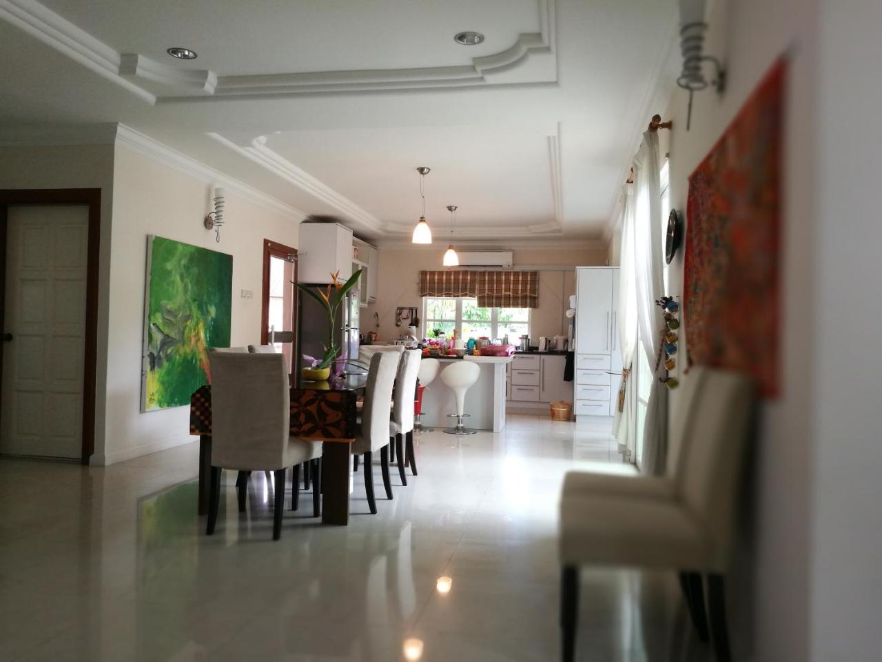 Guesthouse Dragon Place ไทปิง ภายนอก รูปภาพ