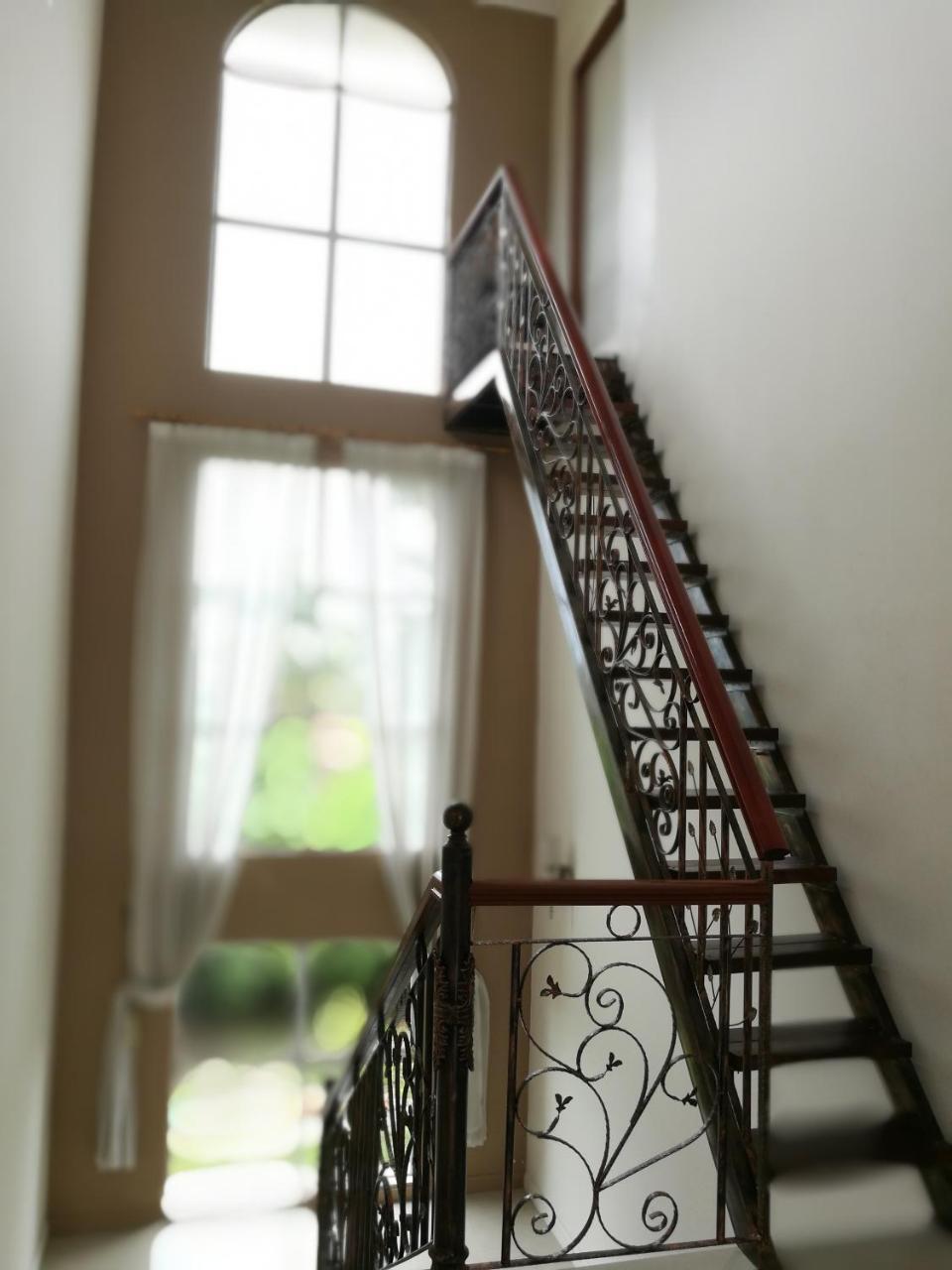Guesthouse Dragon Place ไทปิง ภายนอก รูปภาพ