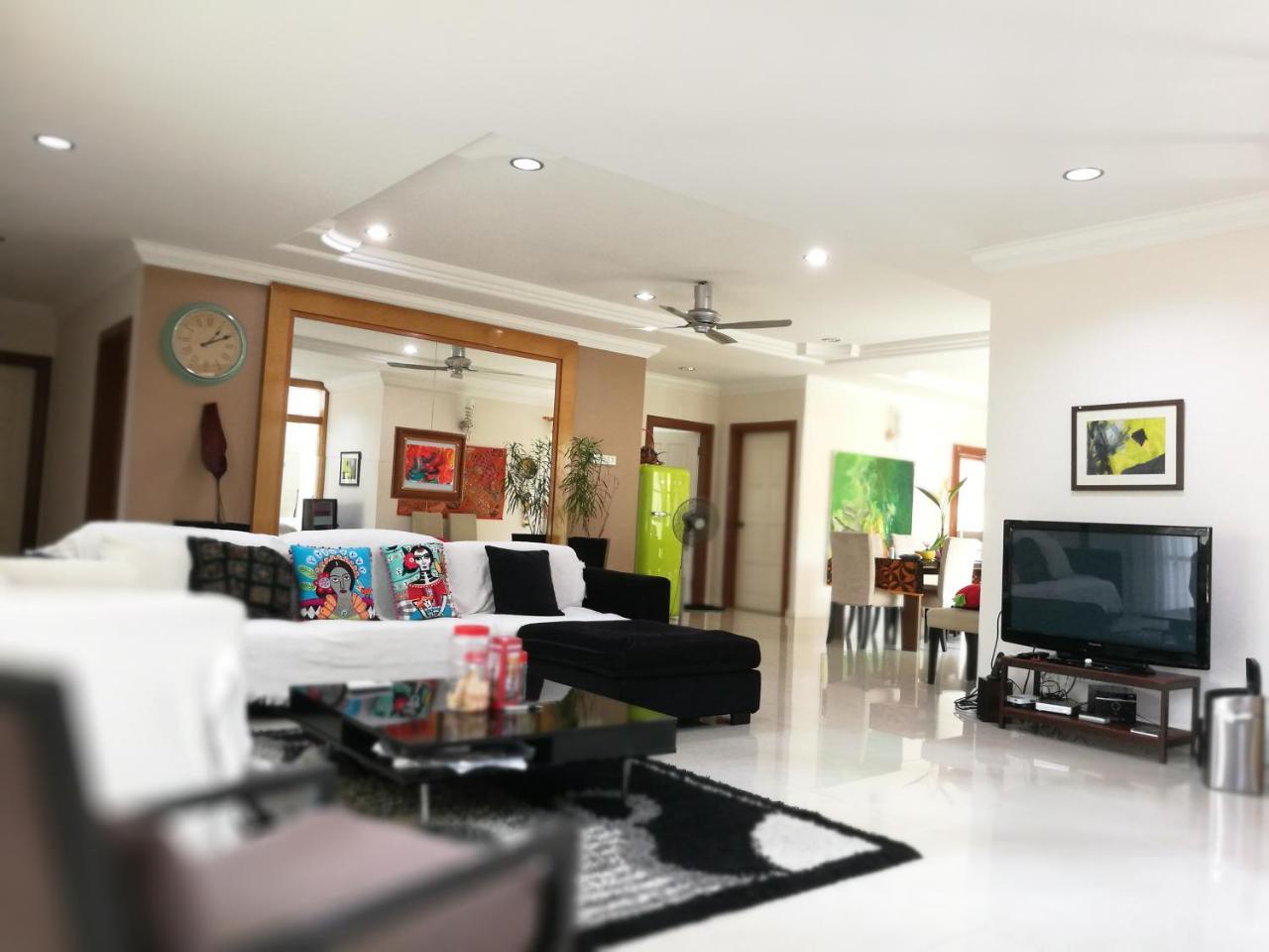Guesthouse Dragon Place ไทปิง ภายนอก รูปภาพ