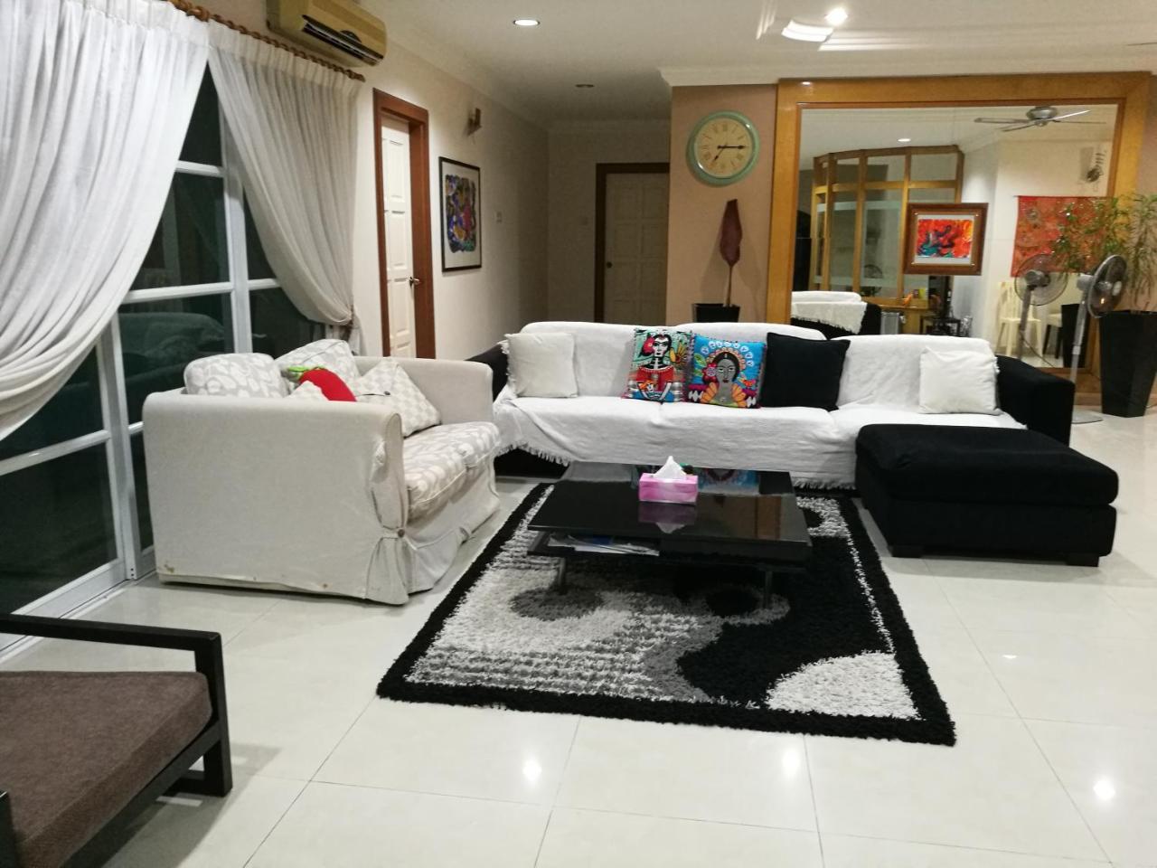Guesthouse Dragon Place ไทปิง ภายนอก รูปภาพ