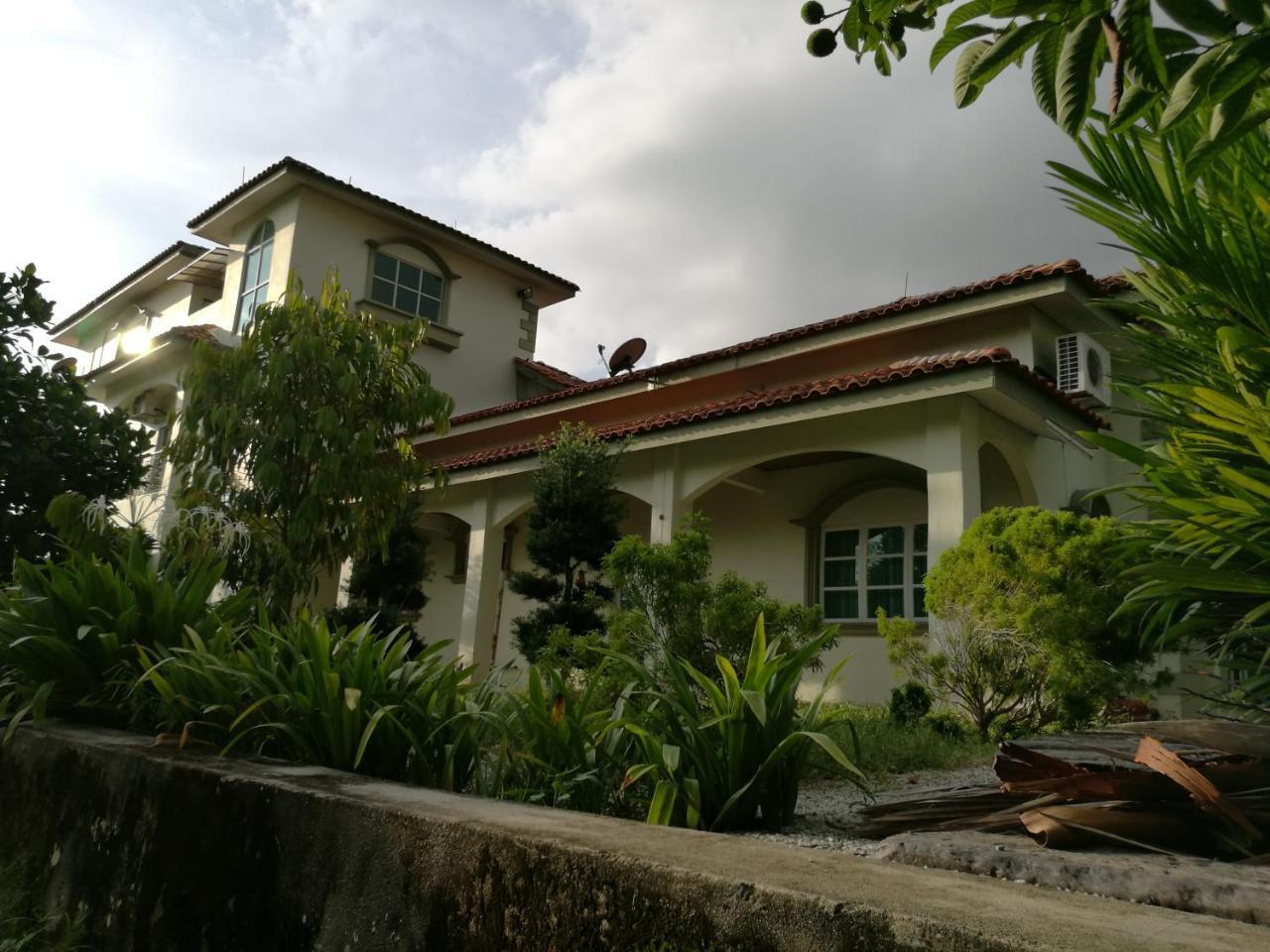 Guesthouse Dragon Place ไทปิง ภายนอก รูปภาพ